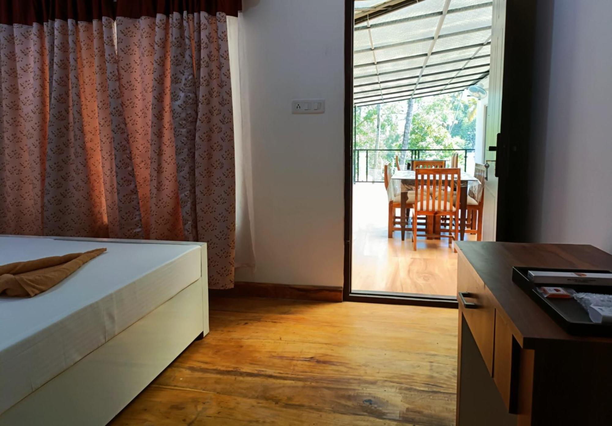 Koshy'S Beach Front Homestay Mararikulam Esterno foto